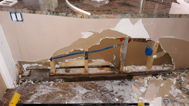 Best 24/7 water damage repair  in East Hemet, CA